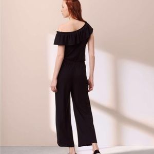 LOFT Lou and grey ruffle suit